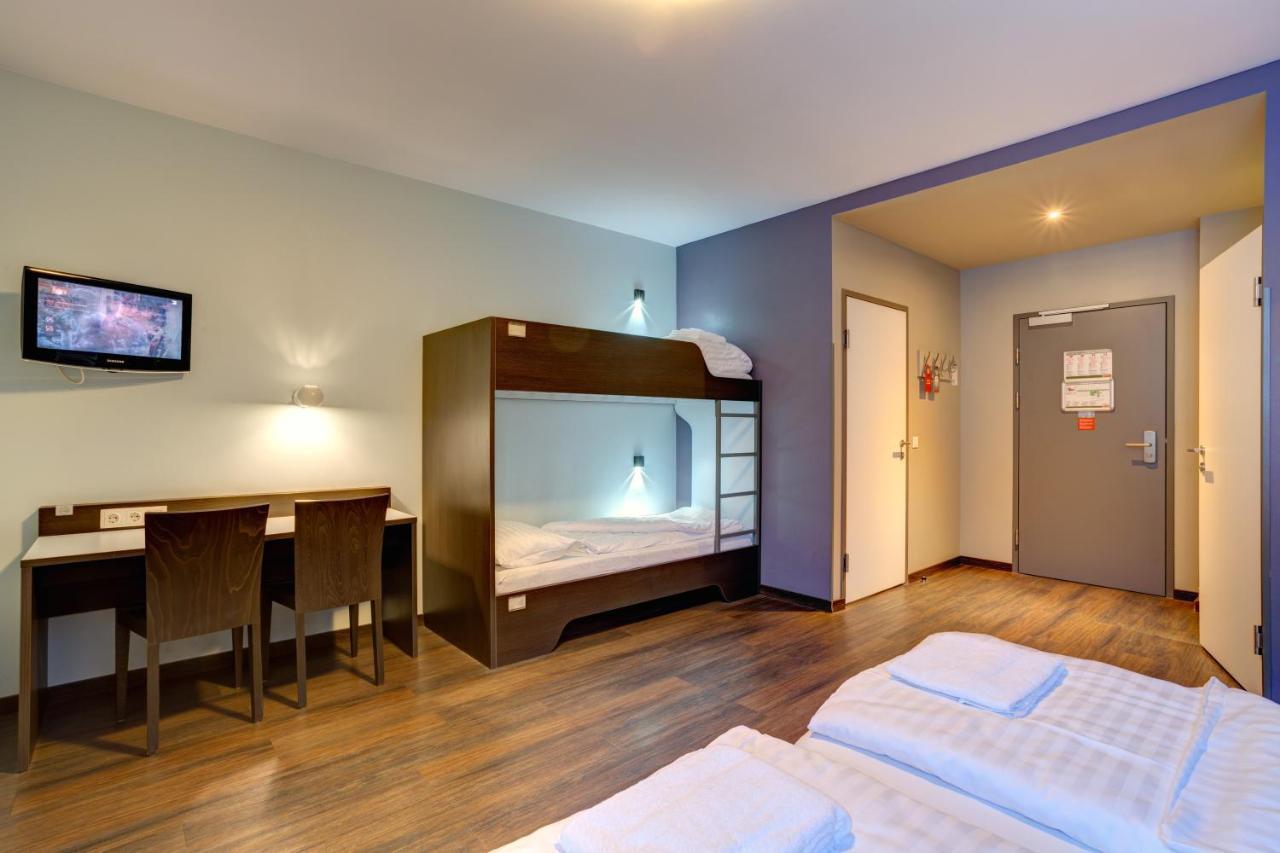 Meininger Hotel Wien Downtown Sissi Экстерьер фото