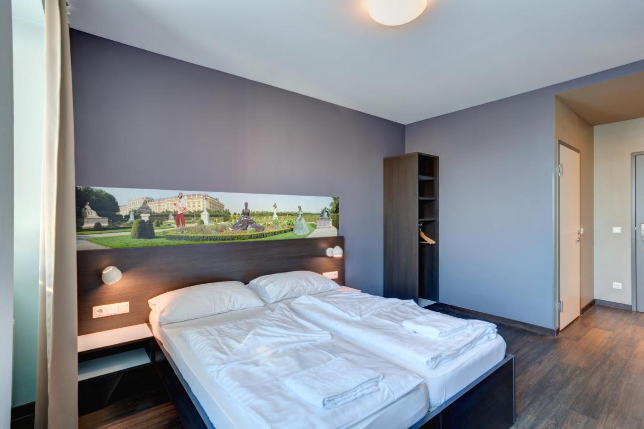 Meininger Hotel Wien Downtown Sissi Экстерьер фото