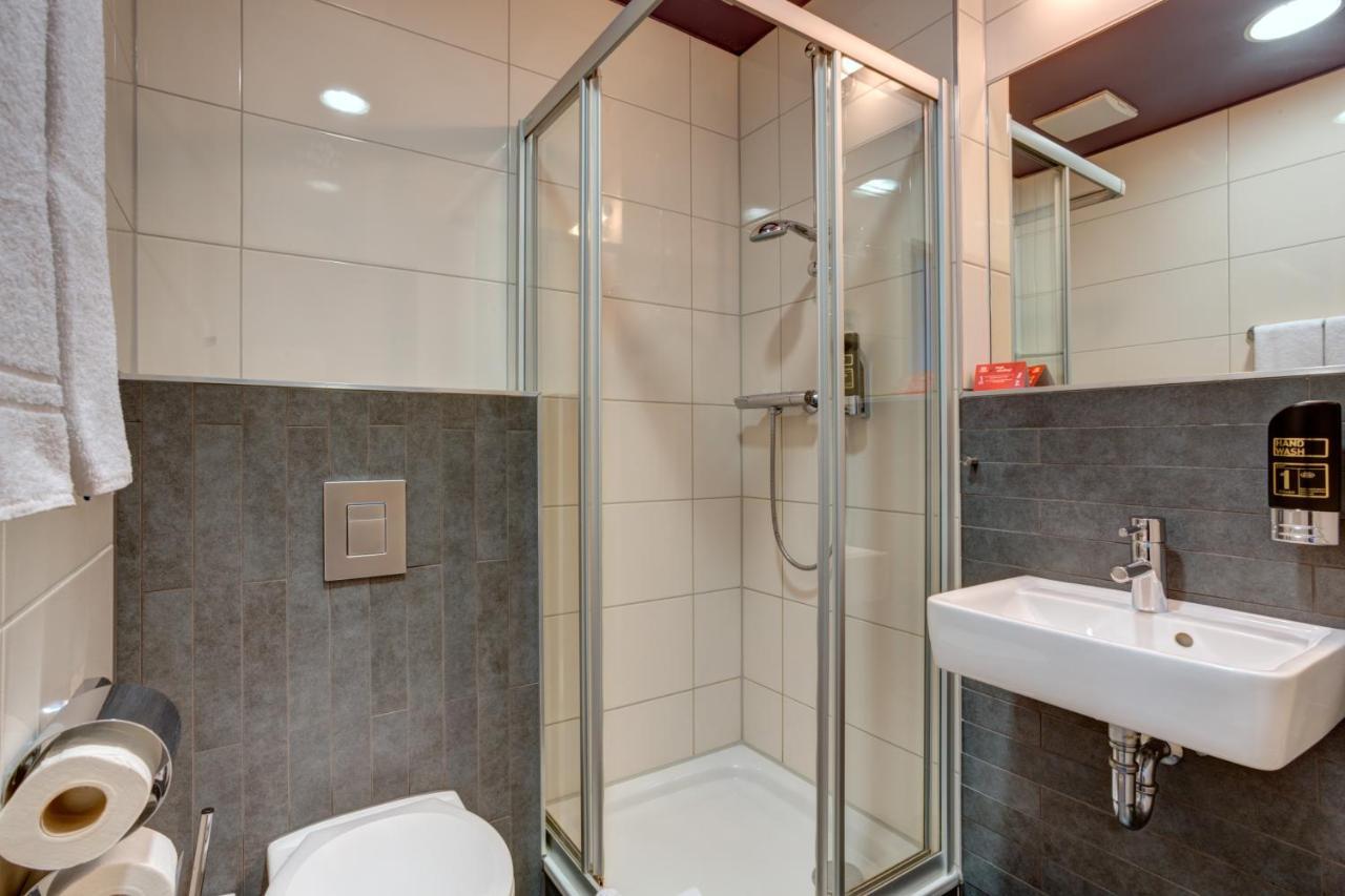 Meininger Hotel Wien Downtown Sissi Экстерьер фото